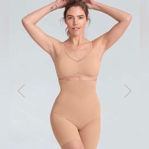 NWT Honeylove SuperPower Short Small